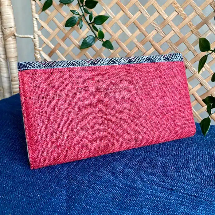 Vindigo long purse red ethnic embroidered back view