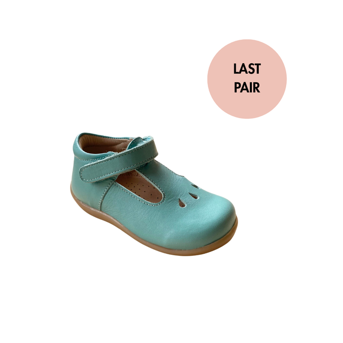 Petasil | Tia | T-Bar | Mint
