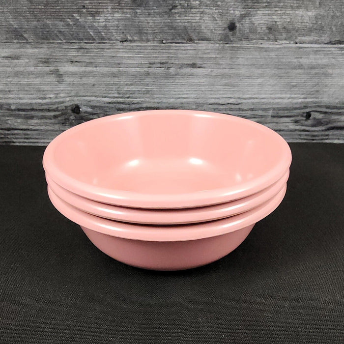 Pink Cereal Soup Bowls Round 8 inch Plastic Set of 3 by Rubbermaid