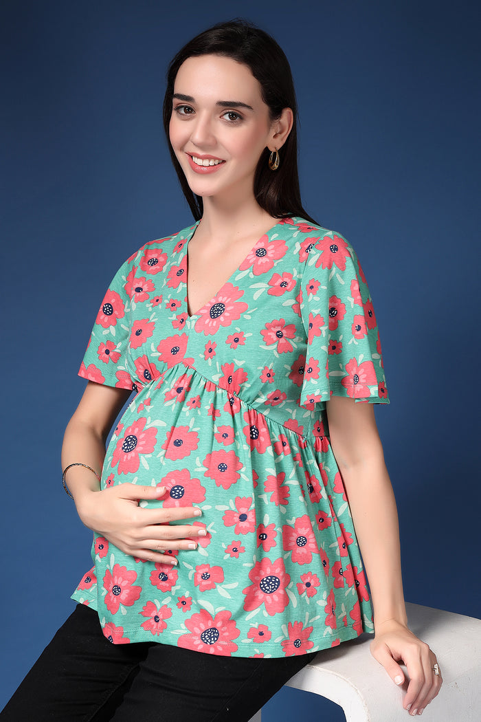 Poppy Floral Top; print offers comfort and style for daily wear.