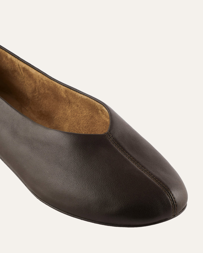 RHODE CASUAL FLATS BITTER CHOC LEATHER