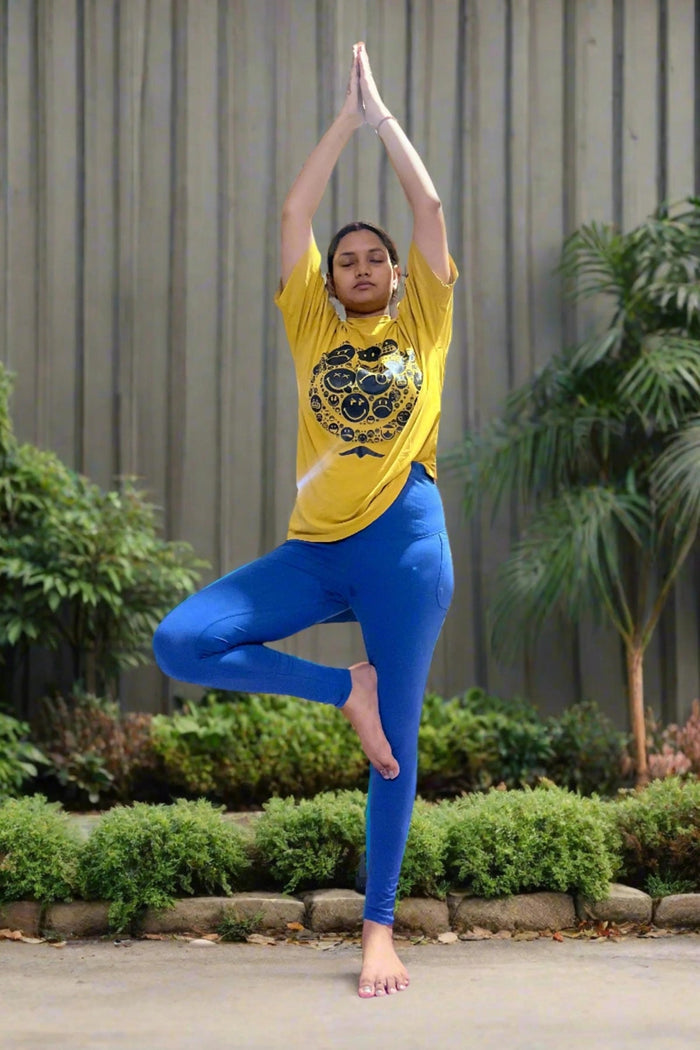 Blue Ribbed Legging full length; provides complete leg coverage and comfortable all-day fit.