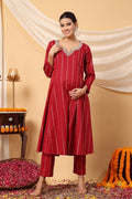 Ruby Essence Mirror Cotton Suit Set: Convenient Feeding for easy nursing, featuring a Flattering A-Line silhouette.