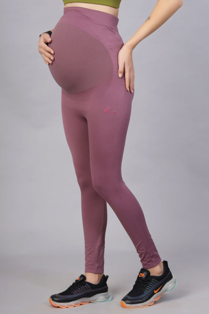 Tulipwood Leggings seams; seams ensure wear comfort and durability.