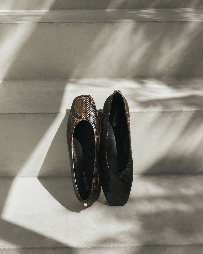 SERENA CASUAL FLATS DARK SNAKE PRINT LEATHER