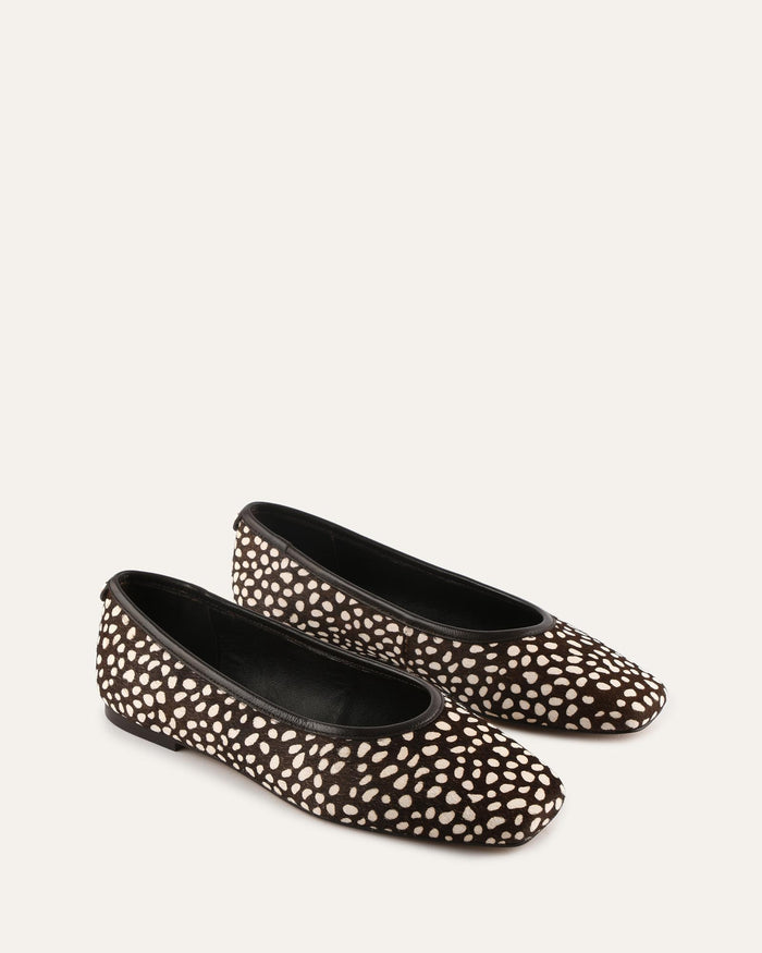 SERENA CASUAL FLATS WALNUT SPOT