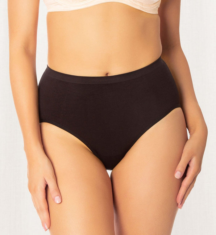 BLACK TRIUMPH SHAPE SENSATION MINIMISER PANTY