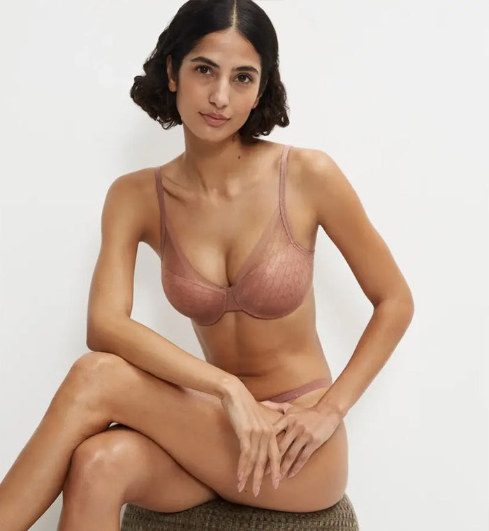 BEIGE TRIUMPH SIGNATURE SHEER WIRED PADDED BRA