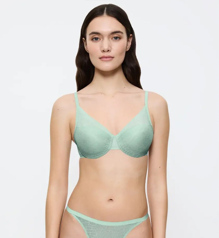 BLUE TRIUMPH SIGNATURE SHEER WIRED PADDED BRA