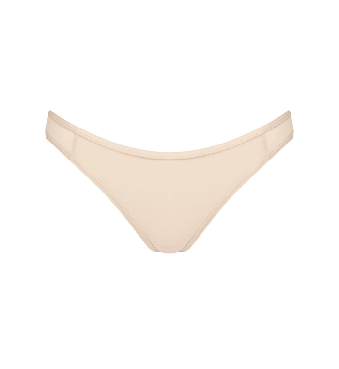 IVORY SLOGGI SOFT ADAPT TINY TANGA