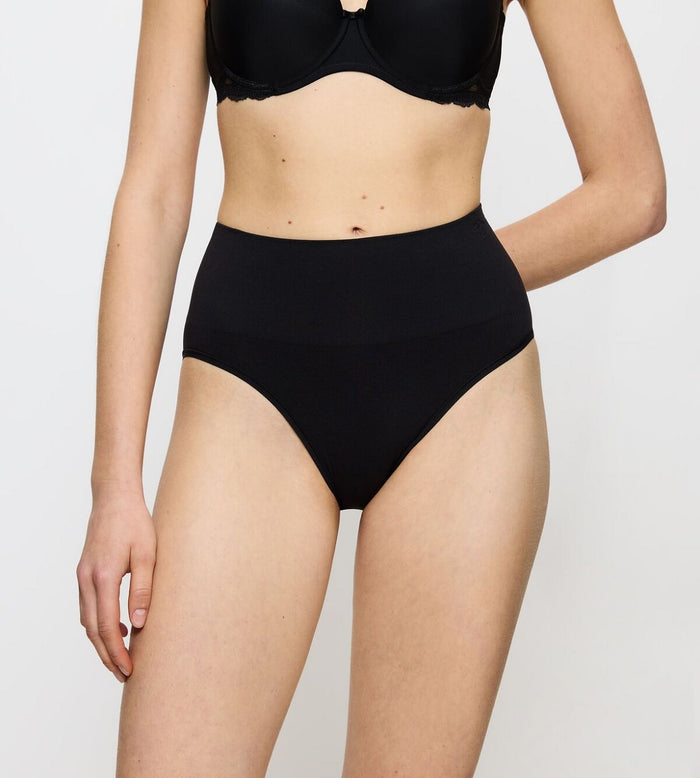 BLACK TRIUMPH SOFT SCULPT BANDEAU MAXI BRIEF