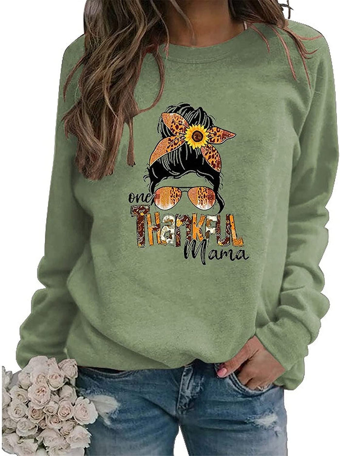 Thanksgiving Mom Gift Sweatshirt Women One Thankful Mama Graphic Shirt