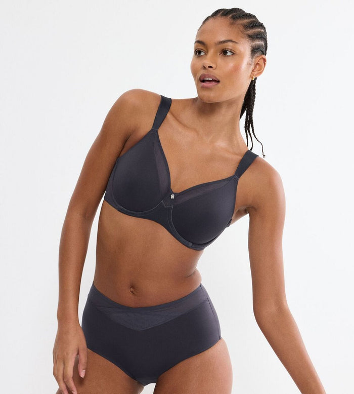 GREY TRIUMPH TRUE SHAPE SENSATION MINIMISER BRA