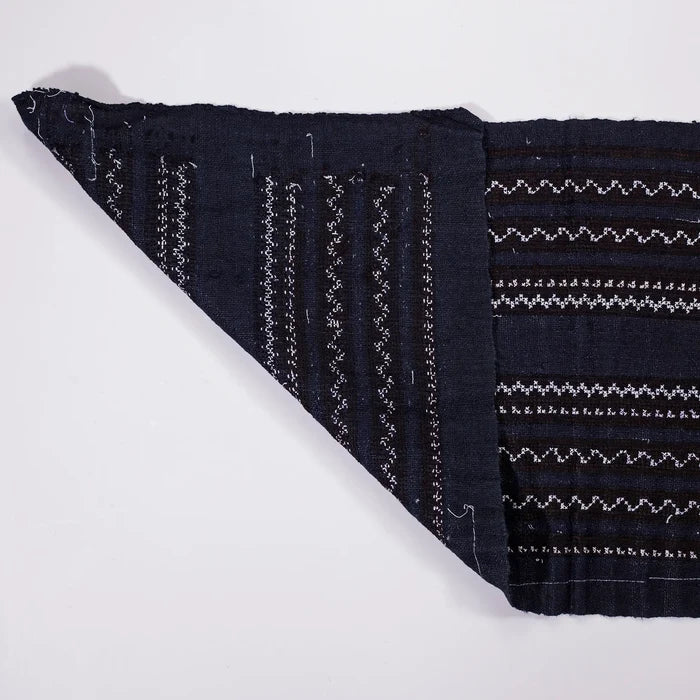 Vintage cross-stitch embroidery roll, multiple zigzag stitches