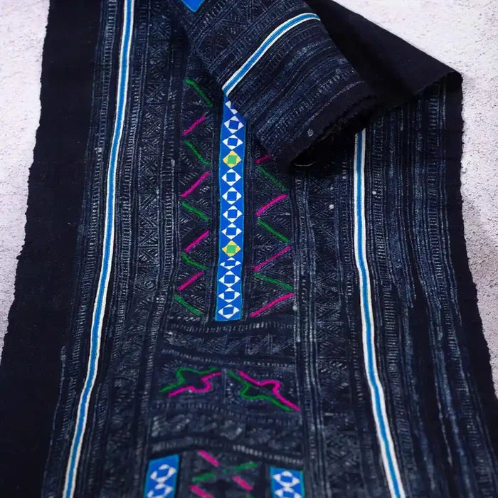 Vindigo black tribal vintage panel fabric roll top-down with fold
