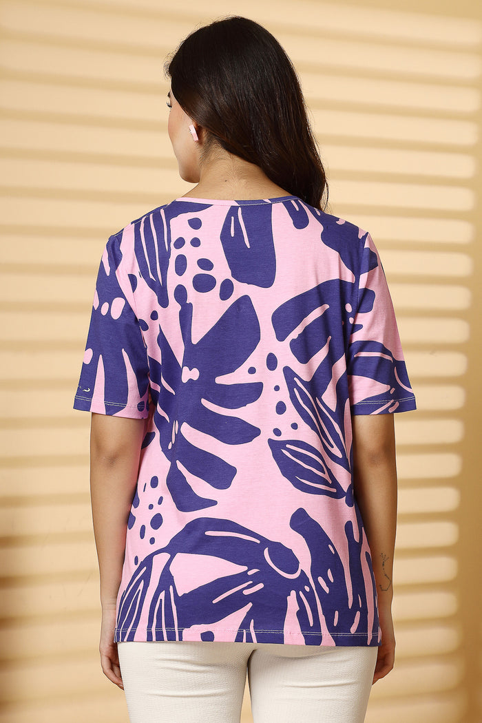 Violet Splash Feeding Top; zipless access ensures simple and quick nursing.