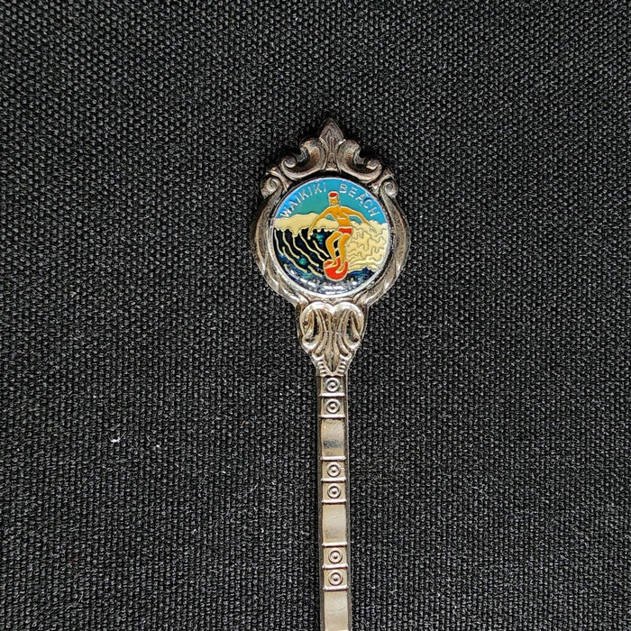 Waikiki Beach Hawaii Collectible Travel Souvenir Spoon 4.5" 11cm Honolulu Island