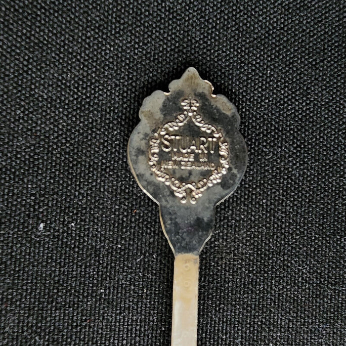Waikiki Beach Hawaii Collectible Travel Souvenir Spoon 4.5" 11cm Honolulu Island