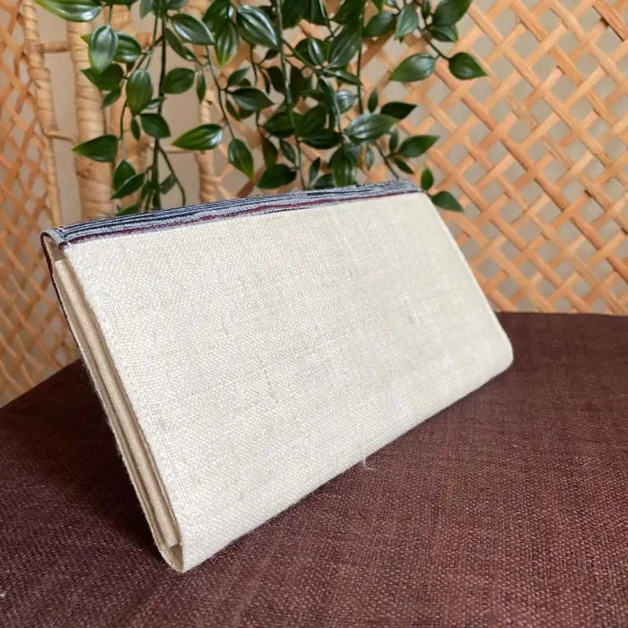 Vindigo long purse natural white hemp snow pattern back view