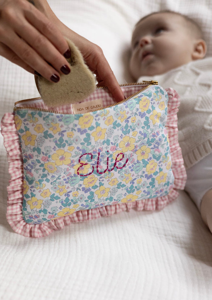 Zipped pouch - Summer Flowers Froufrou